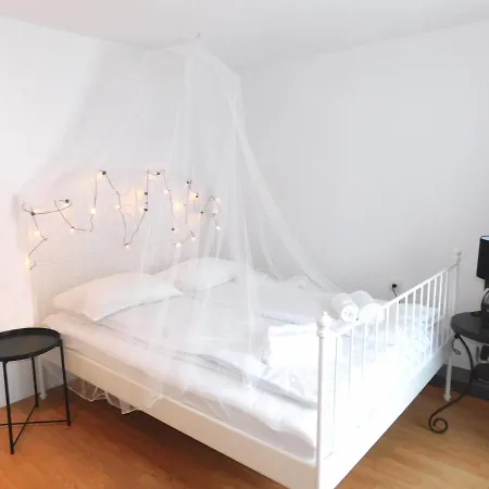 Old Town Theatre Staircase 公寓