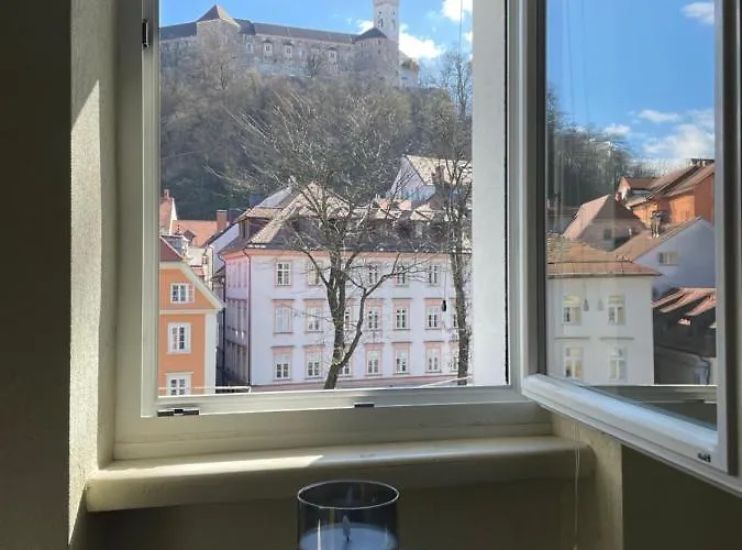 Old Town Theatre Staircase Apartment Ljubljana